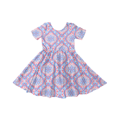 Patriotic Scallop Floral
