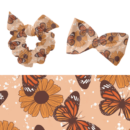 Sunflower butterfly seamless pattern